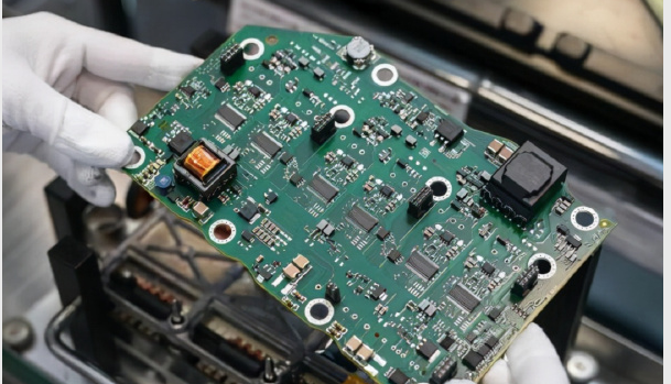 模拟芯片，不断攀登