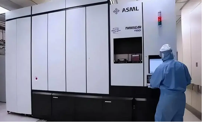 全球芯片设备商或迎来寒冬！